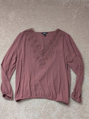 Express Women's Dusty Rose Crochet V-Neck Long Sleeve Tunic